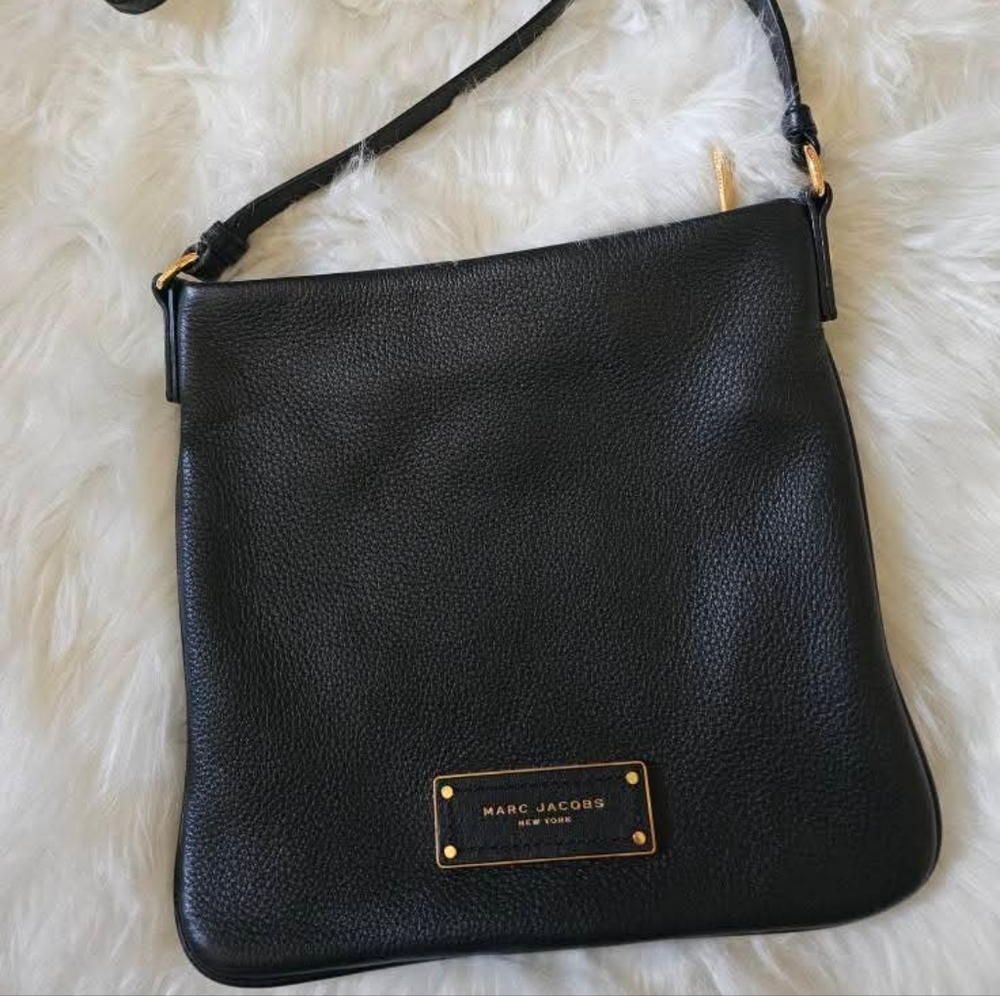 Marc Jacobs Black Leather Crossbody Bag